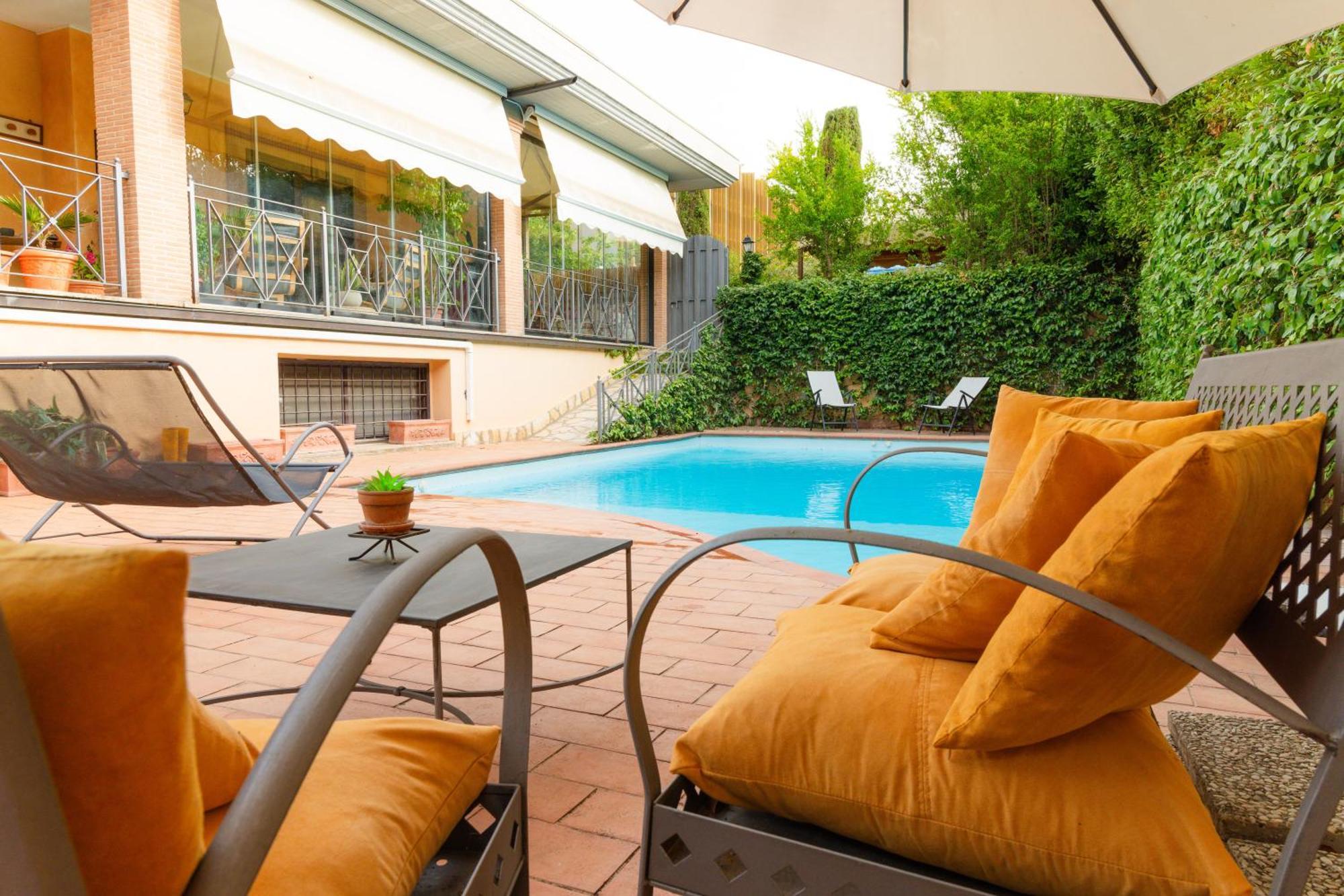 Villa Aureliana With Pool Near San Peter Rome Bagian luar foto