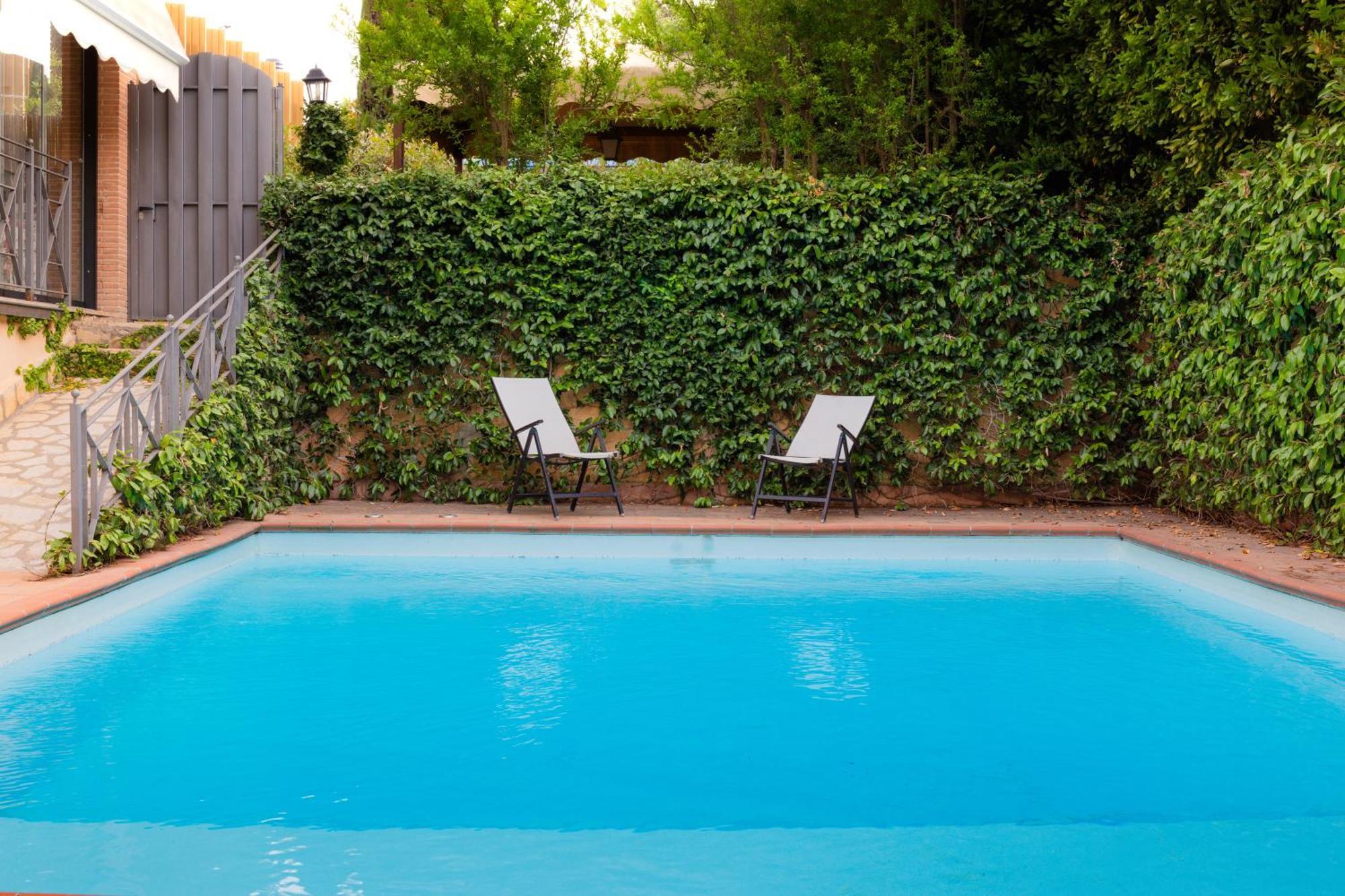 Villa Aureliana With Pool Near San Peter Rome Bagian luar foto