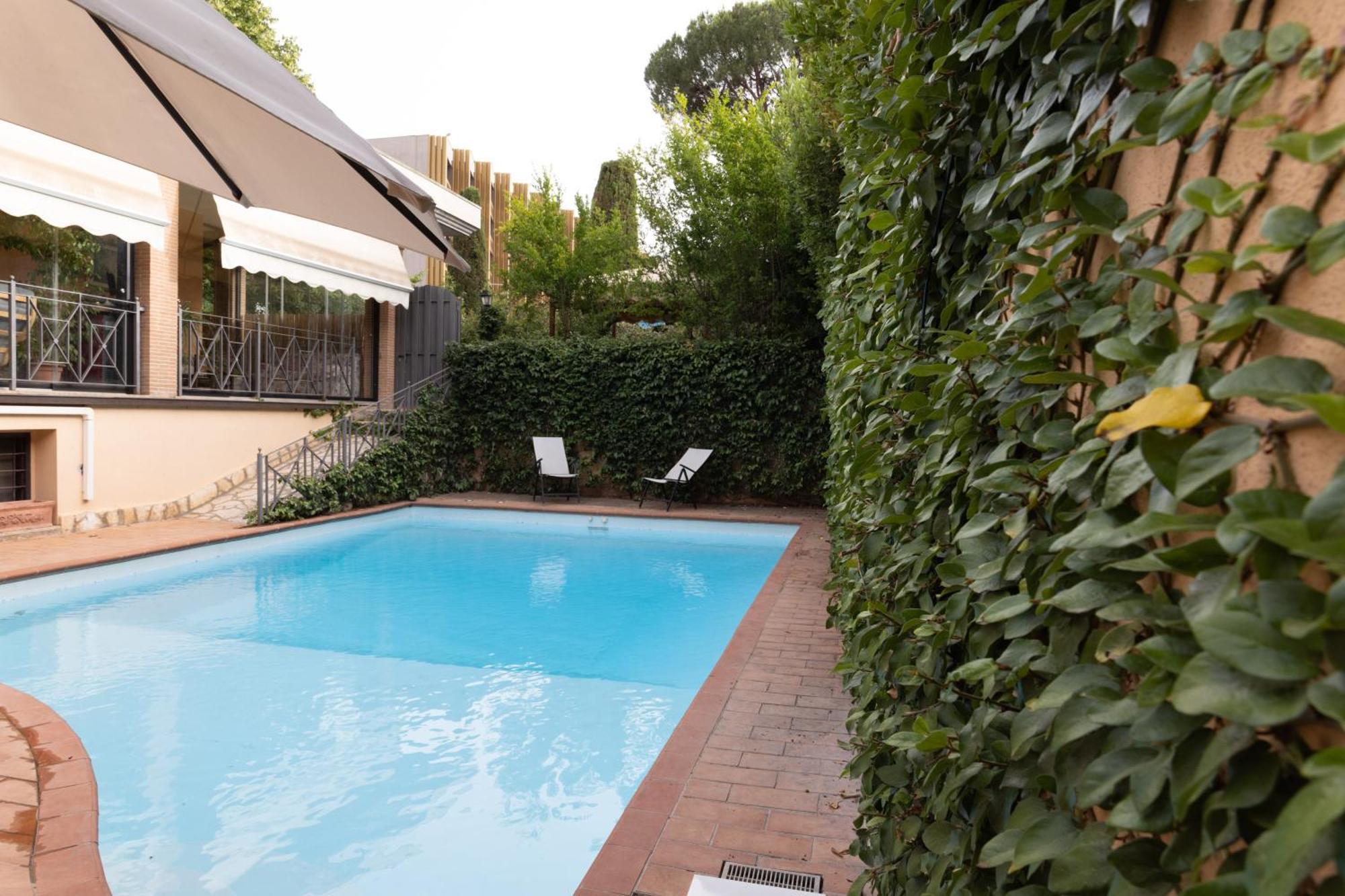 Villa Aureliana With Pool Near San Peter Rome Bagian luar foto